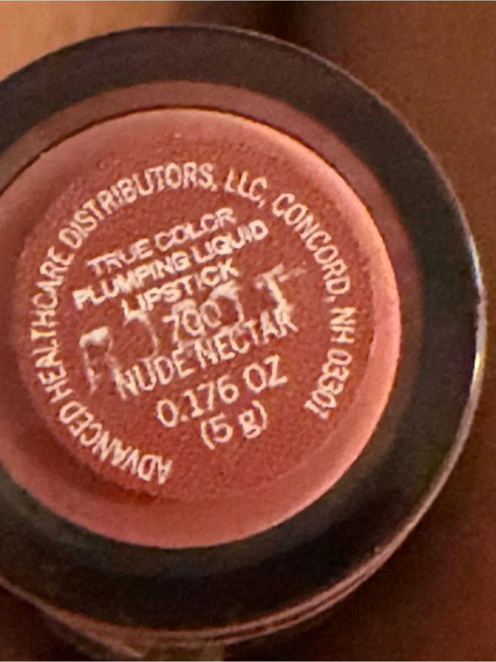 Salma Hayek Creamy Lip Color —nude nectar